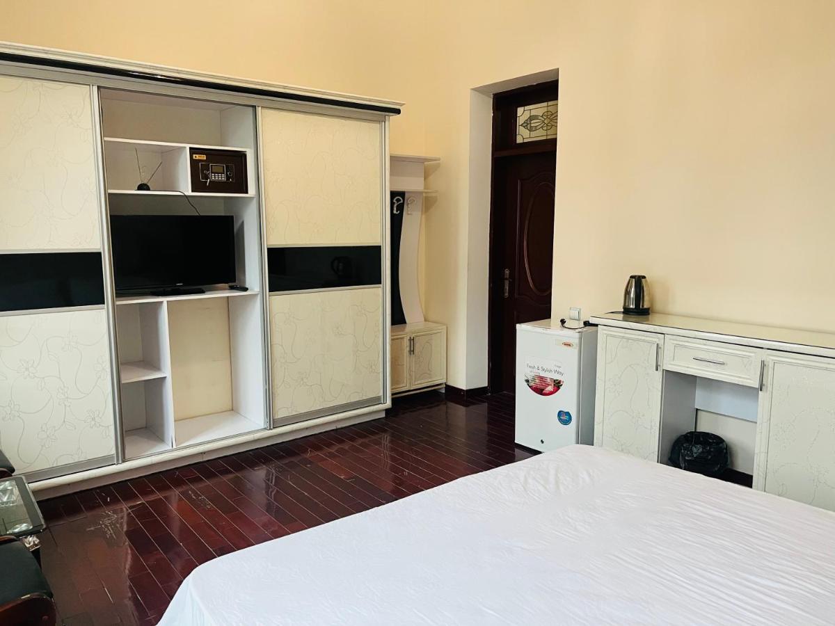 Alisher Hotel Douchanbé Extérieur photo